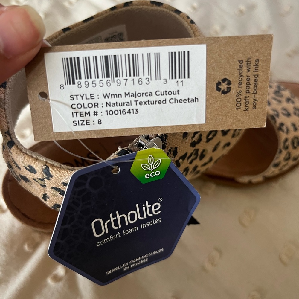 TOMS Majorca Cutout Leopard Print Women's Sandals - Picture 5 of 5